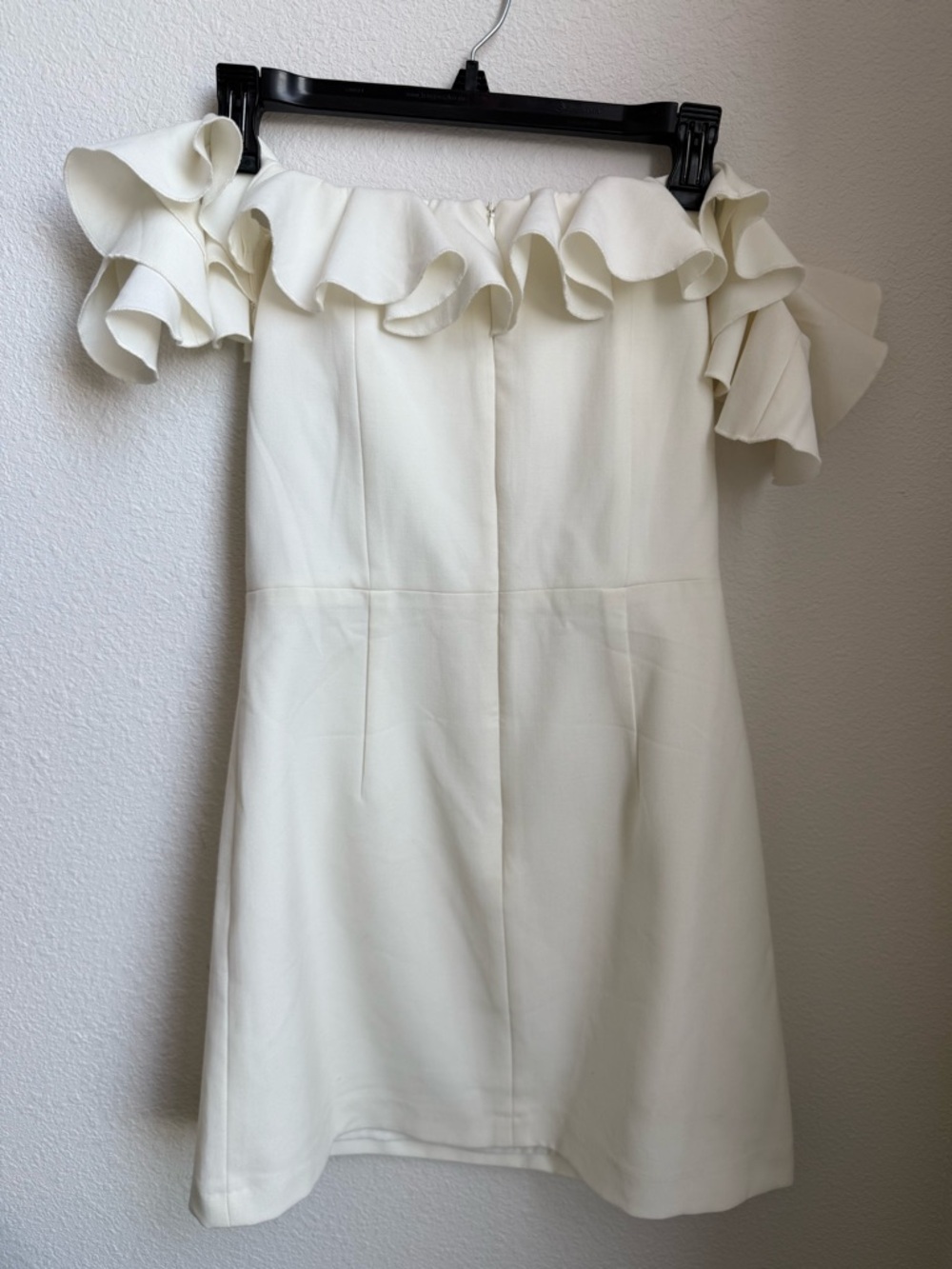 French Connection Off-Shoulder White Bridal Ruffle Mini Dress, Size 6 - Picture 5 of 6